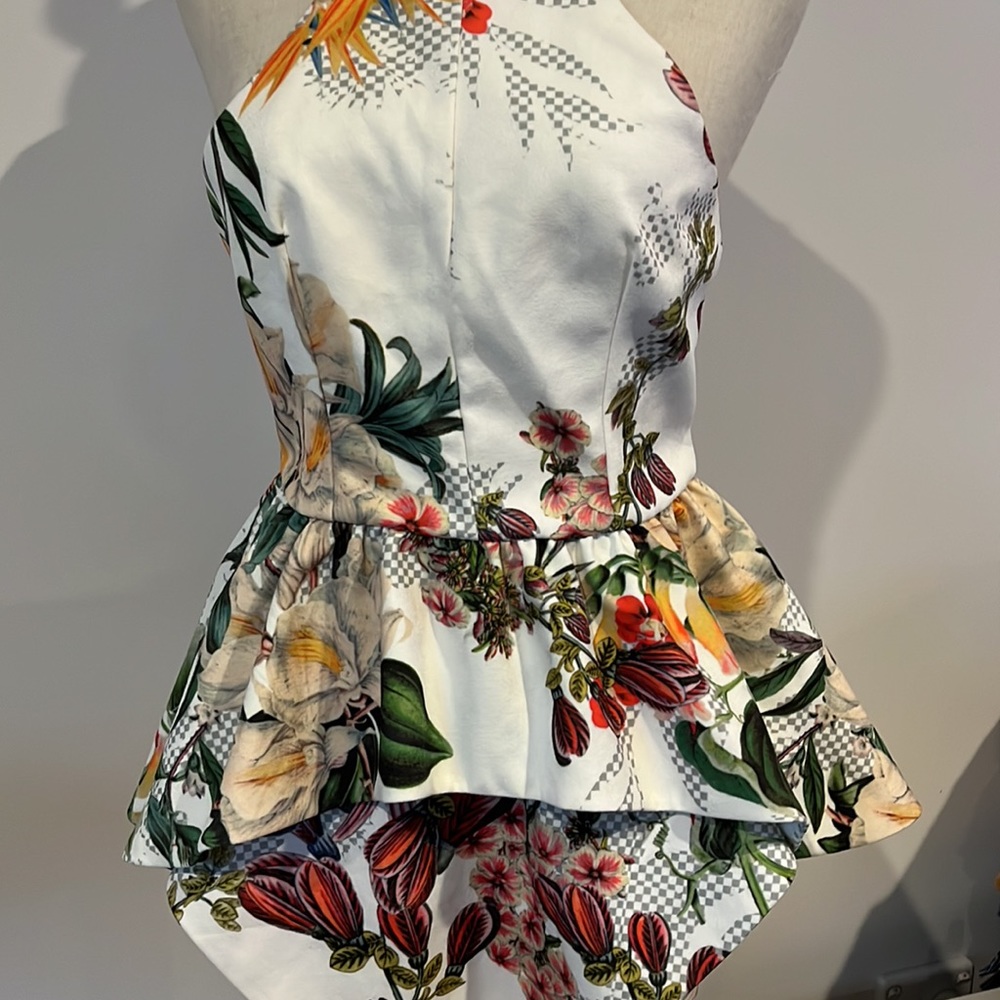 Ava 2 piece shorts suit - Picture 2 of 13